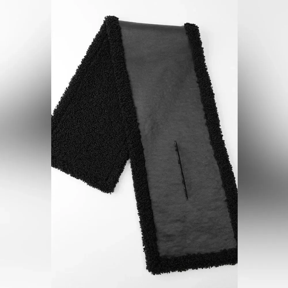 Zara double faced fleece lined scarf